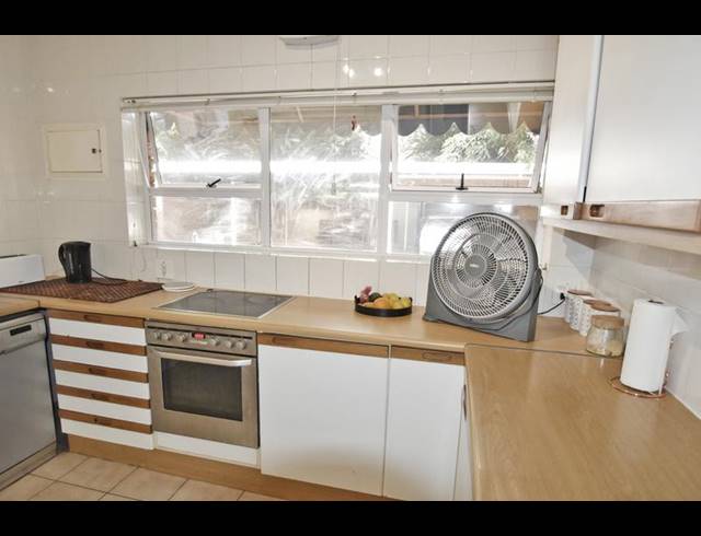 3 BEDROOM PROPERTY TO RENT IN SANDOWN
